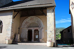 Chorges, porte de l'église