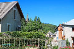 Crots, paysage et statue