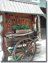 Serre-Chevalier,  charrette fleurie
