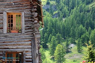 Molines en Queyras, 13 HQ Photographs