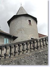 Montmaur, tour du château de Montmaur