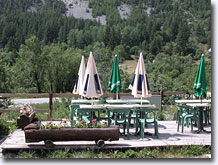 Nevache, café terrace