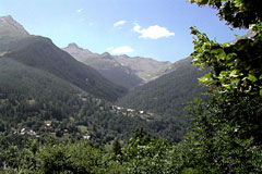 Orcières, le village dans la montagne