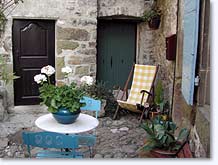 Rosans, backyard