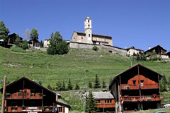 Saint Véran, église et chalets