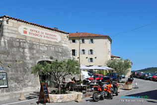 Bar sur Loup, terrasse