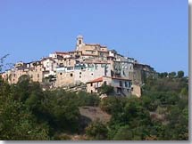 Berre les Alpes, le village