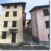 Bollene Vesubie, houses