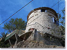 Bonson, tower