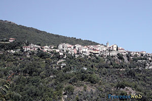 Bouyon, le village