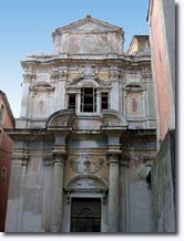 Breil sur Roya, façade de l'église