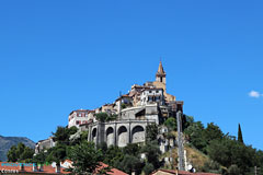 Contes, le village vue d'en bas