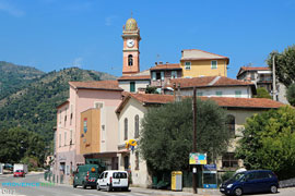 Drap, le centre du village Drap, le centre du village
