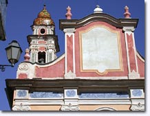 Fontan, fronton de l'église