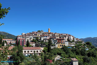 Gattières, le village - Photos HD