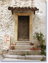 Revest les Roches, vieille porte