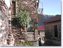Roure, house