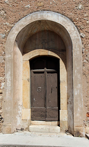 Speracedes, door of the church