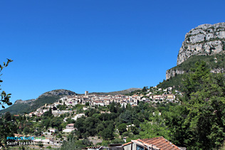 Saint Jeannet, le village et la falaise