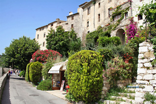 Saint Paul de Vence, boutique galerie sur les remparts