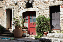Tourrettes sur Loup, typical house Tourrettes sur Loup, typical house