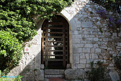 La Turbie, door