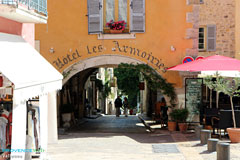 Valbonne, hôtel