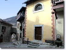 Valdeblore, houses