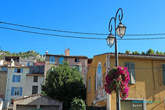 Auriol, roofs of the village