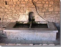 Aurons, lavoir Aurons, lavoir