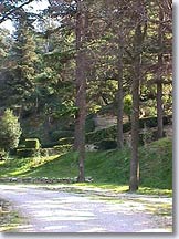 Barbentane, accès au château Barbentane, accès au château