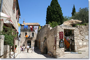 les baux de provence tourisme