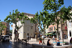 Cassis, square