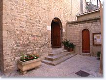 Ceyreste, church