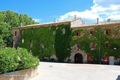 Châteauneuf-le-Rouge, la mairie Châteauneuf-le-Rouge, la mairie