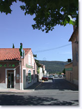 Cuges les Pins street
