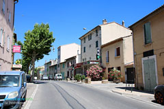 La Destrousse, rue principale La Destrousse, rue principale