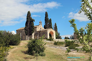 Eygalières, Chapelle Sainte Sixte et 27 Photos HD