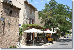 Eygalières, rue Eygalières, rue