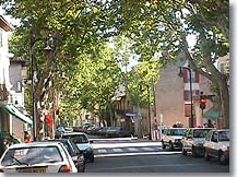 La Fare les Oliviers street