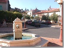 Fos sur Mer: fountain Fos sur Mer: fountain