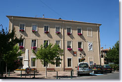 Gréasque city hall
