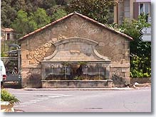 Jouques - Fountain