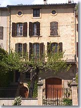 Jouques - House