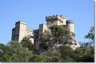 La Barben, le château