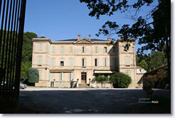 Lamanon, château