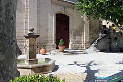 Porte de l'église de Mallemort Porte de l'église de Mallemort
