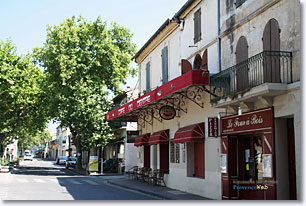 Maussane les Alpilles, cafe