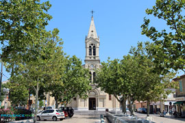 Miramas, square and fountain Miramas, square and fountain
