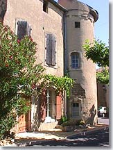 Mollègès, maison